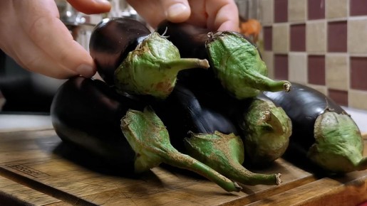 Вкуснейшая закуска из баклажанов за 15 минут