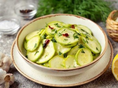 Удивительные маринованные кабачки: сохраните лето в банке