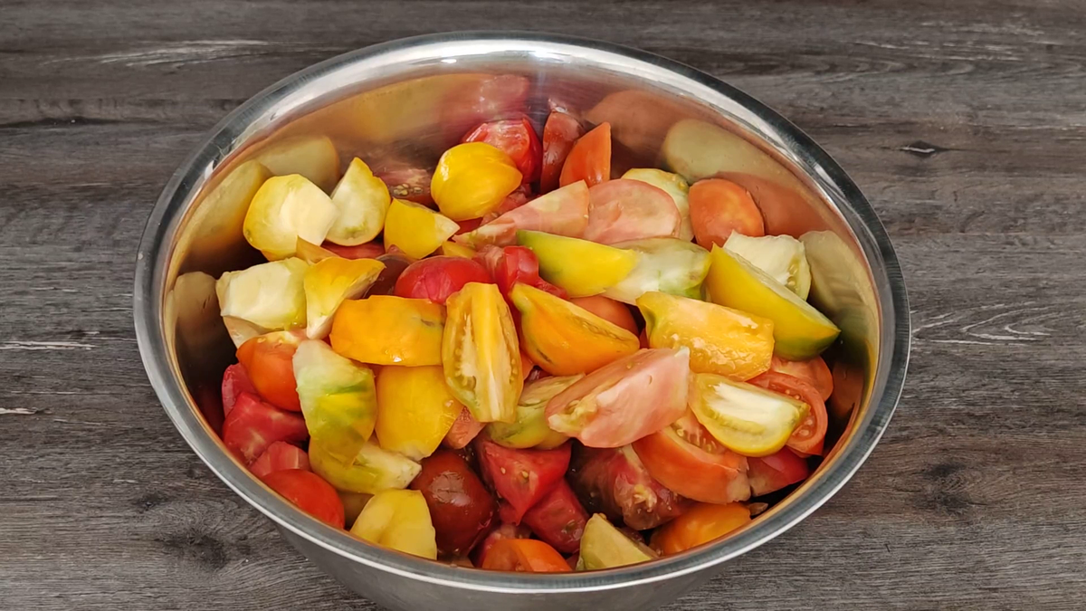 Огурцы, которые не пропадут: свежие идеи заготовок на зиму и полезные рецепты