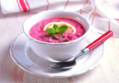 Свежее летнее наслаждение: свекольник на кефире для знойных дней