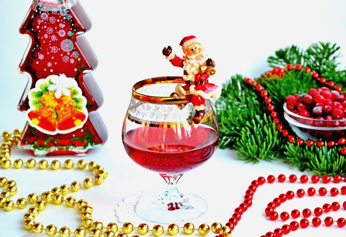 Как приготовить уникальную клюквенную настойку к любому празднику