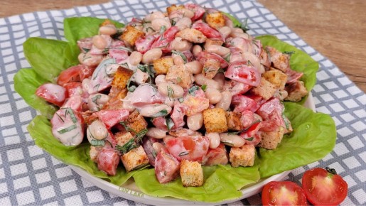 Лёгкий и Вкусный Салат с Помидорами: Идеальный Рецепт на Каждую Вечеринку