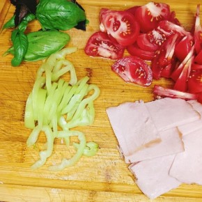 Лаваш вместо теста: быстрый и вкусный перекус за 15 минут