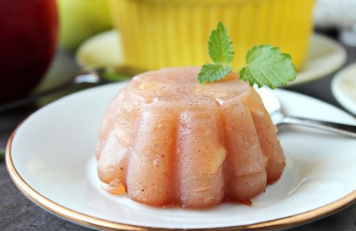 Нежный яблочный пудинг с корицей: простой рецепт для любого праздника