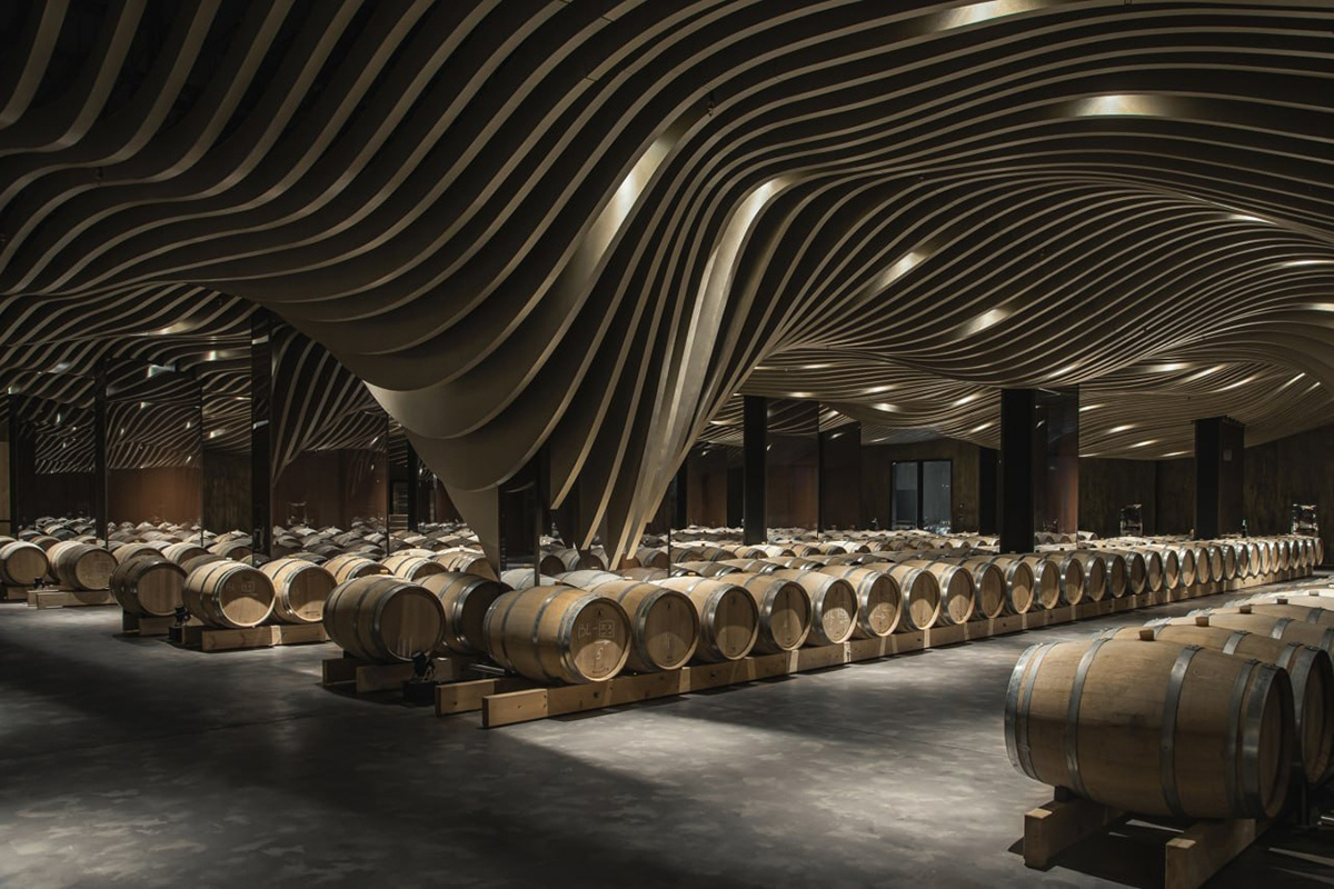 Зимние винные маршруты: куда отправиться в поисках уникальных дегустаций