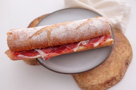 Тайна испанского бутерброда: как bocadillo завоевал сердца гурманов