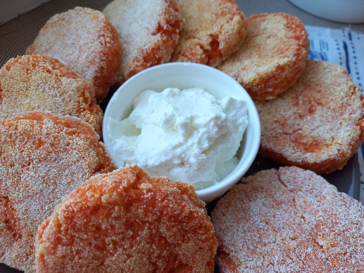 Яркие морковные котлеты: простой овощной гарнир на каждый день