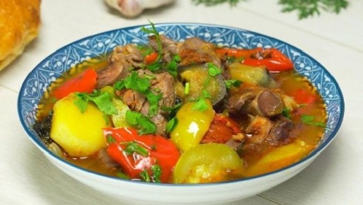 Дамляма с бараниной: насыщенное блюдо, чтобы согреть душу