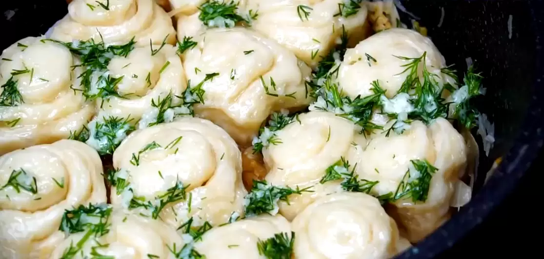 Необычные штрудли с капустой: простое и вкусное решение для домашнего ужина