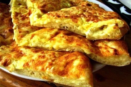 Хачапури по-грузински: как приготовить закуску, которая покорит ваше сердце