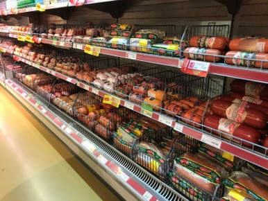 Что скрывается за колбасой и сосисками?