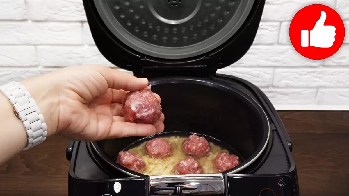 Необычный ужин: овсяная каша с фрикадельками в мультиварке