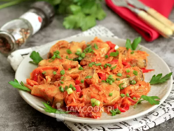 Как быстро и вкусно приготовить рыбу с овощами: идеальный семейный ужин