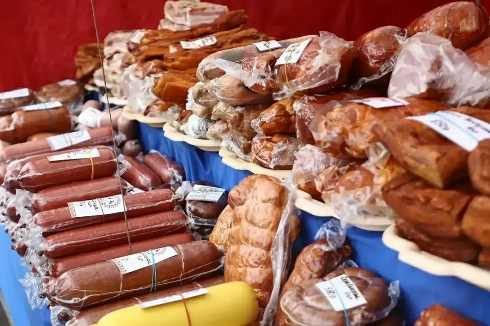 Ярмарки с дегустациями радуют новосибирцев в Кировском и Калининском районах