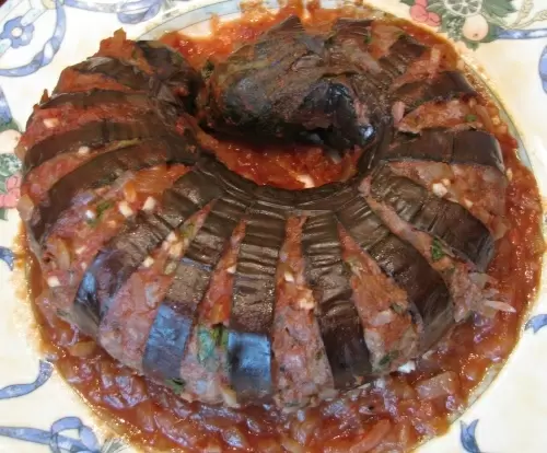 Пробуждение вкусов: как баклажаны-с гармошкой с мясом становятся кулинарной находкой