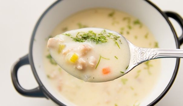 Нежный суп с плавленным сыром и фаршем: быстро и вкусно