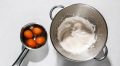 Как приготовить вкуснейший заливной пирог с луком и яйцом на кефире: пошаговый рецепт